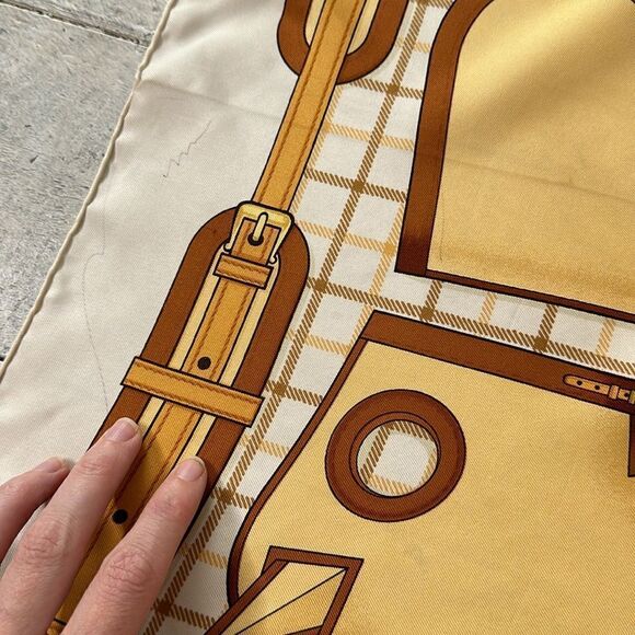 Vintage Hermes Camails Silk Scarf - Picture 4 of 8